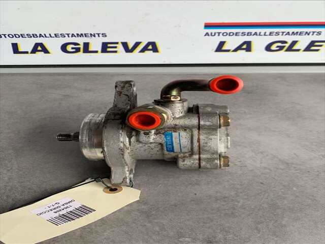 Foto 2ª: Bomba de Direccion Nissan Almera 2.32 DI 114CV/84KW 0CV [YD22] (2002)