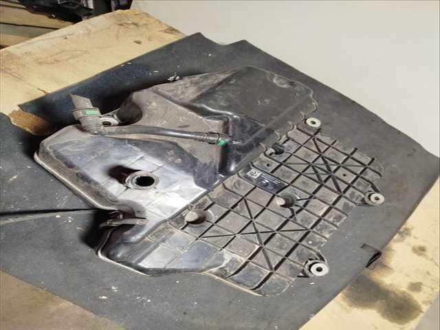 Deposito AdBlue Mercedes Clase C 160 BERLINA