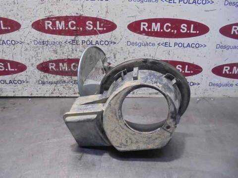 Foto 4ª: Tapa Exterior Combustible Ford Ka BASICO 70CV 51KW [A9B] (2004)