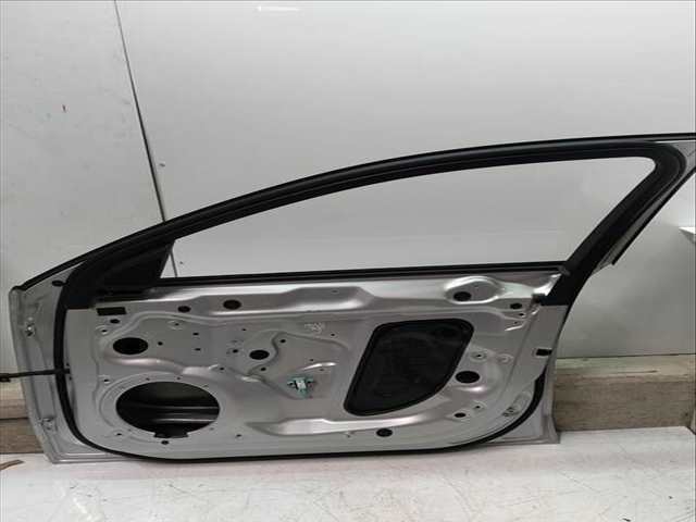 Foto 3ª: Puerta Delantera Derecha Audi A4 333 CV AVANT 245KW [CGWC CGW] (2014)