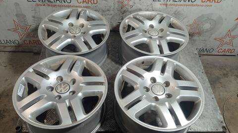 Foto 2ª: Juego LLantas Volkswagen Touareg TDI V6 225CV 165KW [BKS] (2006)