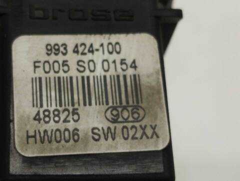 Foto 4ª: Elevalunas Eléctrico Trasero Izquierdo Volkswagen Golf 1.9 TDI BERLINA 105CV 77KW [BKC] (2004)