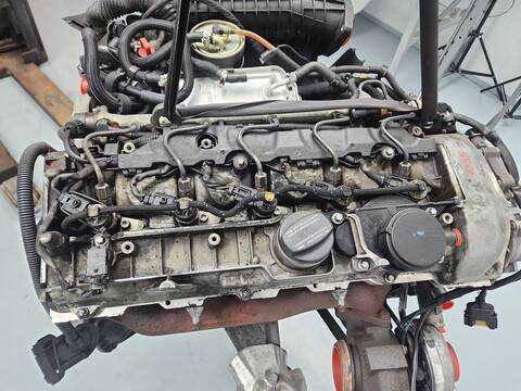 Foto 4ª: Motor Completo Mercedes Clase C 160 270 CDI 209.316) COUPE 170CV 125KW [OM612967] (2003)
