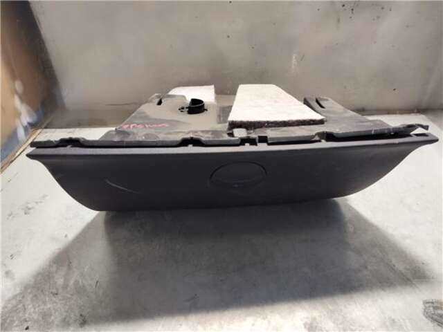 Guantera Citroen C4 1.4 COLLECTION [1.4 LTR. - 65 KW 16V]