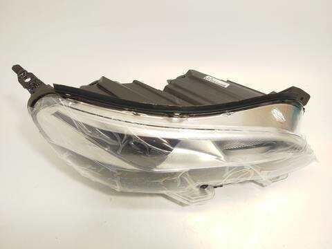 Foto 3ª: Faro Derecho Peugeot Traveller 1.5 BLUEHDI 100 102CV 75KW (2023)