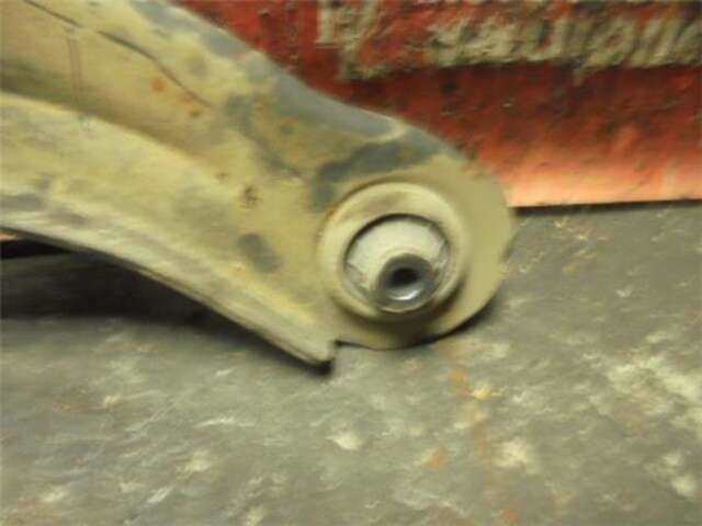 Foto 2ª: Brazo Suspension Delantero Izquierdo Renault Scenic 1.6 AUTHENTIQUE [1.6 LTR. - 82 KW 16V] (JM)(2003-_) [K4M]