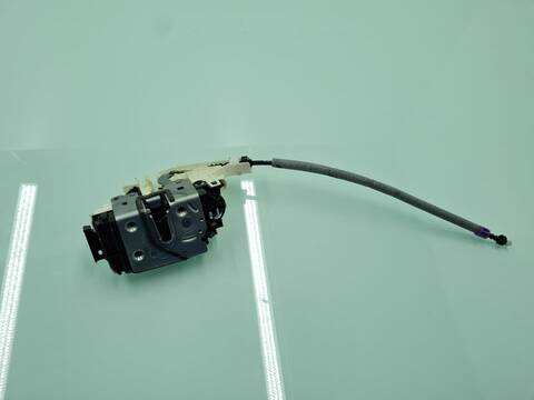 Cerradura Puerta Trasera Izquierda Mercedes Clase G 230 GLA 200 CDI 156.908) 136CV 100KW