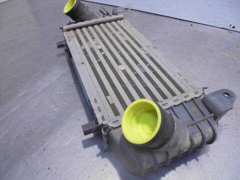 Foto 4ª: Intercooler Audi A2 1.4 TDI CAT ATL) 90CV 66KW (2000)