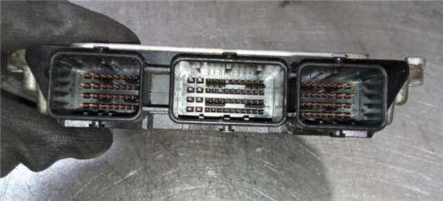 Foto 3ª: Centralita Motor ECU Mazda 3 1.6 CRDT ACTIVE [1.6 LTR. - 80 KW CD DIESEL CAT] [Y6]