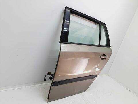 Foto 3ª: Puerta Trasera Izquierda Skoda Fabia CLASSIC 80CV 59KW FAMILIAR [BNV] (2010)