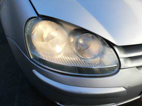Faro Derecho Volkswagen Golf BKC