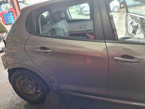 Puerta Trasera Derecha Peugeot 208 ACTIVE 82CV 60KW