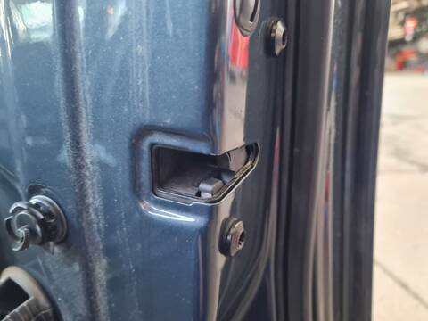 Cerradura Puerta Delantera Derecha Audi A4 BASICO AVANT 143CV 105KW