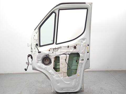 Foto 4ª: Puerta Delantera Derecha Iveco Daily 35S16 35C16 70C16 160CV 118KW FURGONETA [F1CFL411C] (2022)