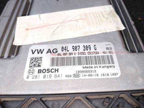 Foto 3ª: Centralita Motor ECU Volkswagen Jetta 2.0 TDI 110CV 81KW [CUUA] (2014)