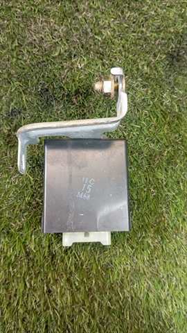 Foto 2ª: Caja Reles Fusibles Lexus LX 4.7 G 470 V8 (2002)