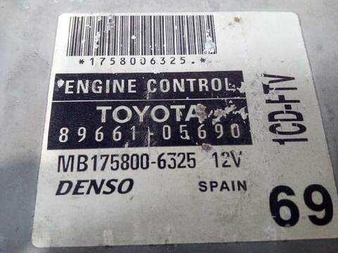 Foto 2ª: Centralita Motor ECU Toyota Avensis BERLINA 83CV 61KW
