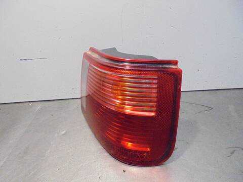 Foto 4ª: Piloto Trasero Derecho Seat Ibiza FREE SKY 60CV 44KW [AKK] (2000)