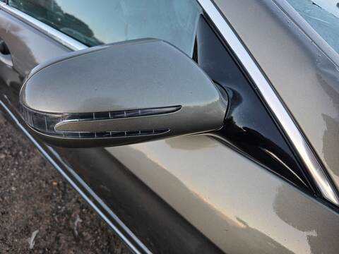 Retrovisor Derecho Mercedes Clase E 180 OM651911 COUPE AUT.