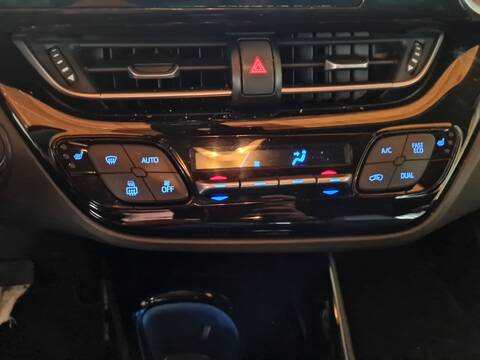 Foto 3ª: Mando Calefacción A. A. Toyota CHR HYBRID DYNAMIC PLUS 122CV [2ZR] (2019)