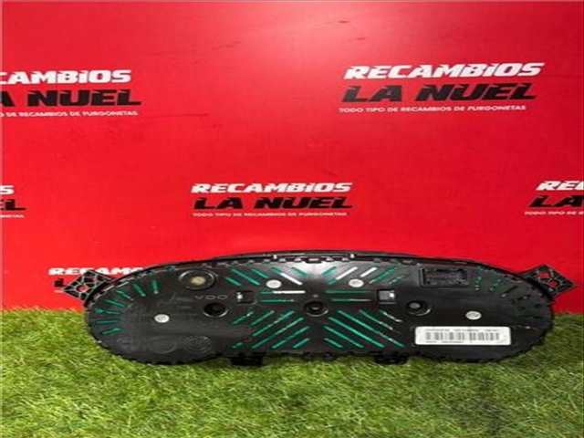 Foto 4ª: Cuadro de Instrumentos Iveco Daily FG 33 S V BATALLA 3520 DIESEL SCR 136CV 100KW FURGON [F1AGL411J*C] (2018)