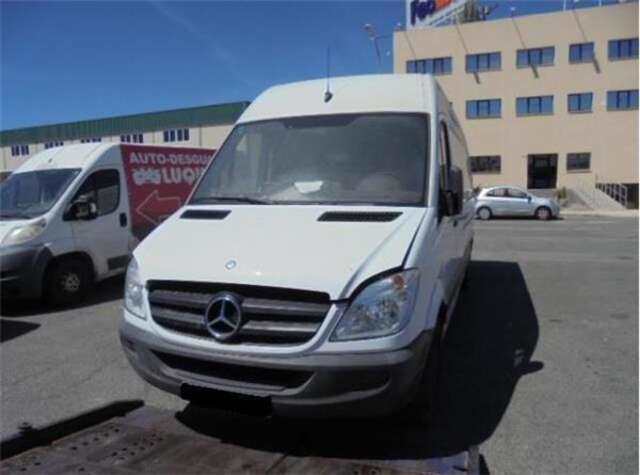 Puerta Delantera Izquierda Mercedes Sprinter 213 CDI