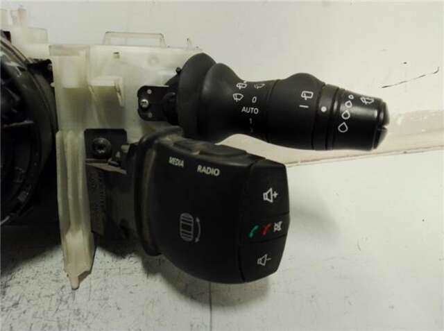 Foto 3ª: Mando Multifuncion Renault Megane 1.5 DCI (BZ0D) III FASTBACK (BZ0_) [K9K 836]
