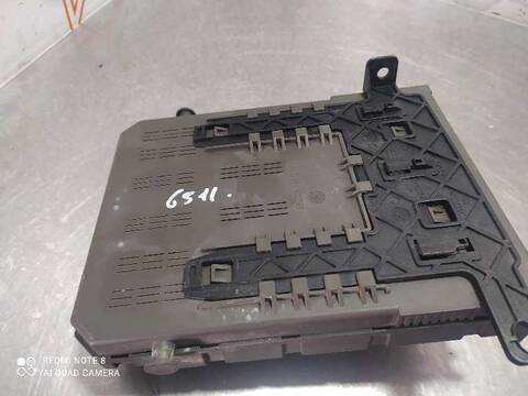 Foto 3ª: Caja Reles Fusibles Citroen C5 2.0 HDI SX BERLINA 109CV 80KW [RHZ] (2002)