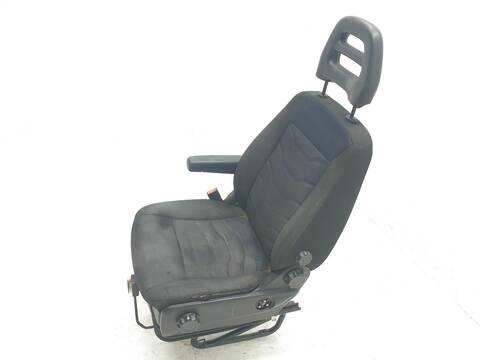 Foto 3ª: Asiento Delantero Izquierdo Iveco Daily 3.0 D 170CV [F1CGL411B] (2011)