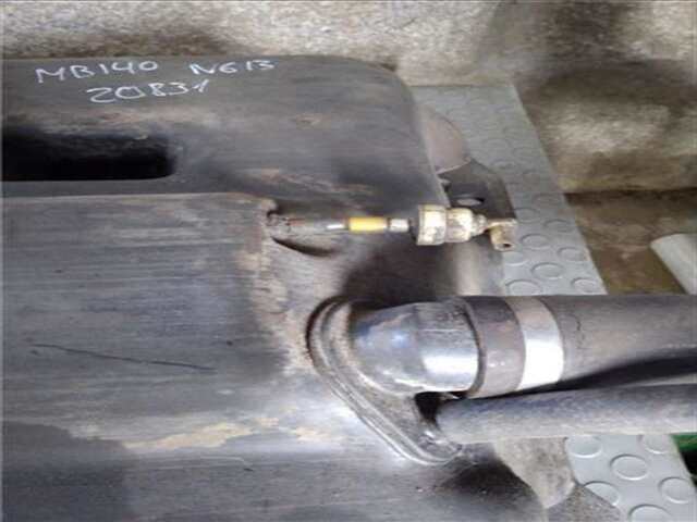 Foto 2ª: Deposito de Combustible Mercedes 100 D (631.332. 631.342) [OM 616.963]