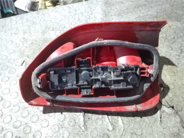 Foto 3ª: Piloto Trasero Derecho Citroen Xsara 2.0 HDI [RHY (DW10TD)]