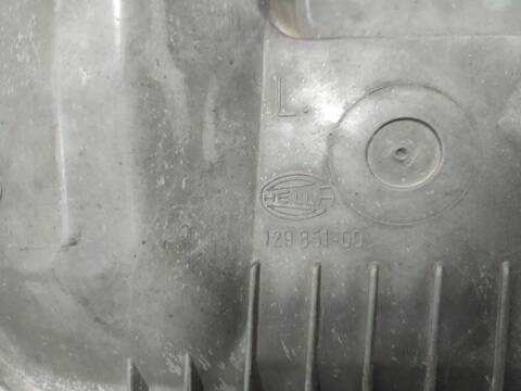 Foto 3ª: Faro Izquierdo Mercedes Clase E 180 TD 250 124.185) 113CV 83KW FAMILIAR (1986)