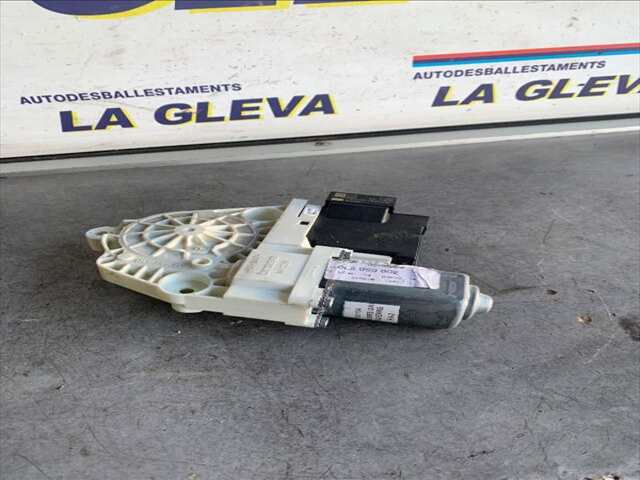 Elevalunas Eléctrico Delantero Izquierdo Seat Ibiza 1.4 TDI80CV/59KW