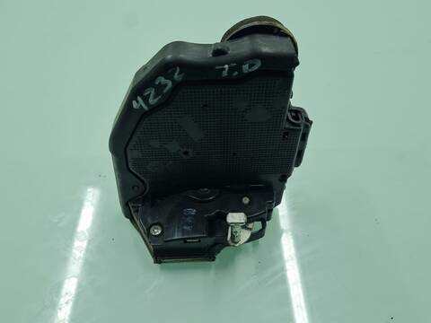 Cerradura Puerta Trasera Derecha Toyota Verso 2.0 D-4D CAT 126CV 93KW