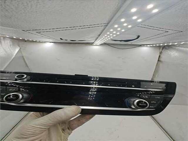 Foto 2ª: Mando Climatizador Bmw Serie 5 518 2.0 520 I M SPORT [2.0 LTR. - 135 KW]