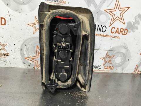 Foto 4ª: Piloto Trasero Izquierdo Peugeot 806 SVDT 109CV 80KW [P8CXUD11BTE] (1997)