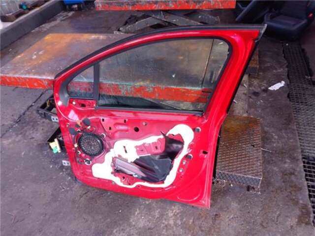 Foto 2ª: Puerta Delantera Derecha Peugeot 2008 1.6 GT LINE [1.6 LTR. - 88 KW BLUE-HDI FAP]