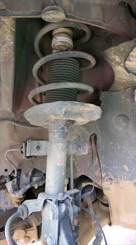 Amortiguador Delantero Izquierdo Renault Clio 1.0 G 2023-2026