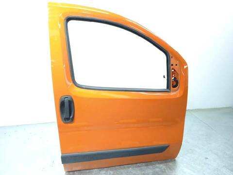 Foto 2ª: Puerta Delantera Derecha Peugeot Bipper 1.3 16V HDI FAP 75CV 55KW [199A9000] (2014)