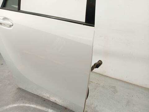 Foto 3ª: Puerta Trasera Derecha Toyota Verso 1.6 ZGR20_) 132CV 97KW [1ZRFAE] (2017)