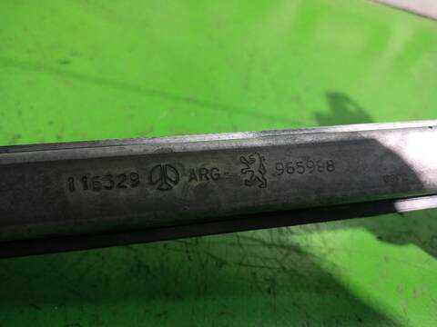 Foto 2ª: Elevalunas Manual Trasero Izquierdo Peugeot 307 1.6 16V HDI 90CV [9HVDV6ATED4] (2005)