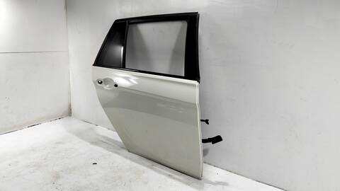 Foto 3ª: Puerta Trasera Derecha Bmw Serie 3 315 2.0 TD 184CV [N47D20C] (2012)