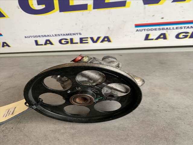 Foto 1ª: Bomba de Direccion Nissan Primastar 1.9 DCI 82CV/60KW 0CV [F9Q 762] (2004)