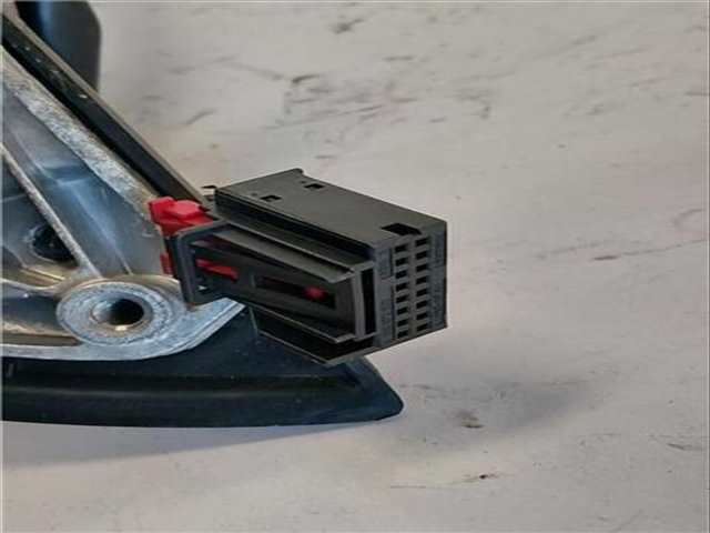 Foto 3ª: Retrovisor Derecho Volkswagen Jetta 1.4 ADVANCE 140CV 103KW [BMY] (2007)