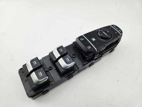 Botonera Elevalunas Kia Optima EMOTION 141CV 104KW