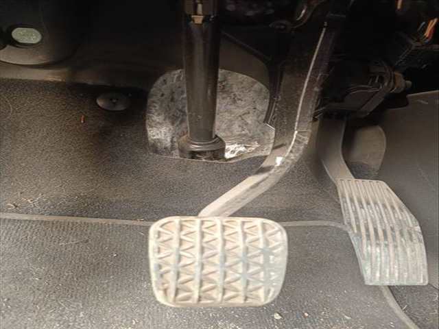 Pedal Freno Opel Zafira B16DTH