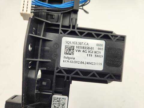 Foto 4ª: Mando Multifuncion Volkswagen Golf STYLE 115CV [DXDE] (2024)