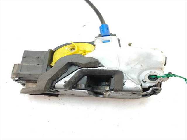 Foto 2ª: Cerradura Puerta Delantera Izquierda Opel Astra 2.0 CDTI 35) (2010)