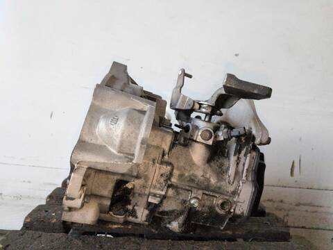 Foto 2ª: Caja Cambios Volkswagen Golf BKC (2004)