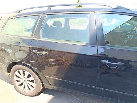 Puerta Trasera Derecha Volkswagen Passat CBAB